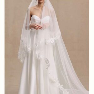 Jenny Yoo wedding veil